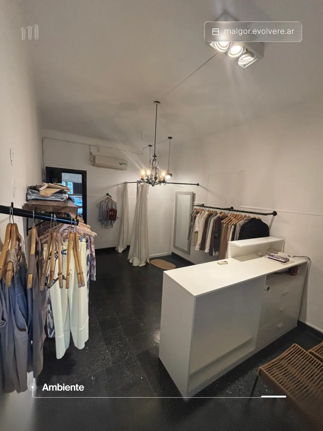 Foto de Alquiler de Local comercial / oficina en Buenos Aires al 1000